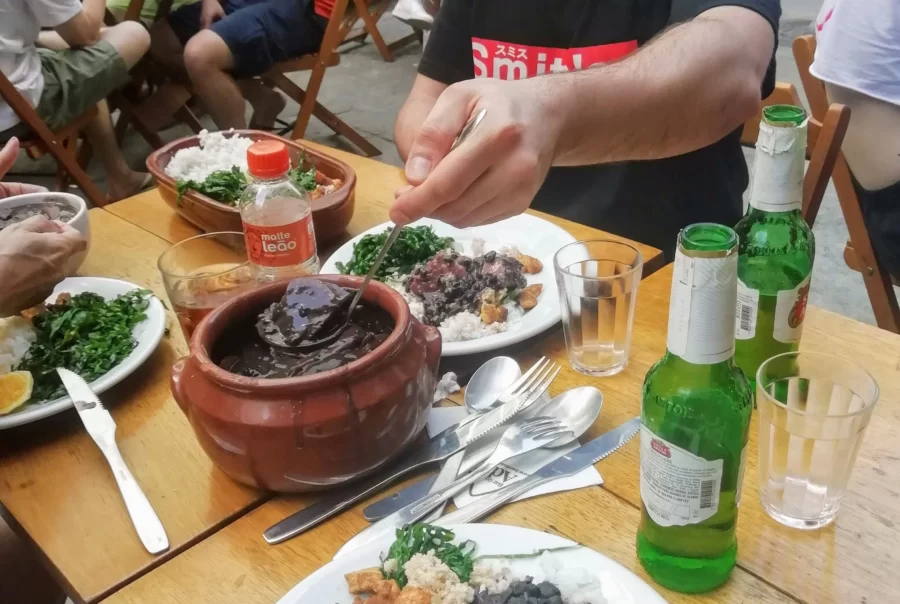 Tradycyjne danie brazylijskie Fejiouada